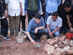 Bupati Buton Alvin  Letakkan Batu Pertama Pembangunan  Perumahan Subsidi FLPP