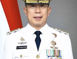 Apresiasi Inisiasi Kajati Sultra, Gubernur Langsung Sumbang Rp250 Juta Spontan untuk Bedah Rumah Warga